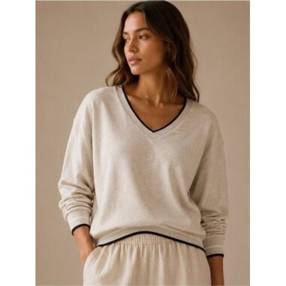 Z Supply Womens V-Neck Sweatshirt Oat Heather Navy Tipping Size M FT244249E